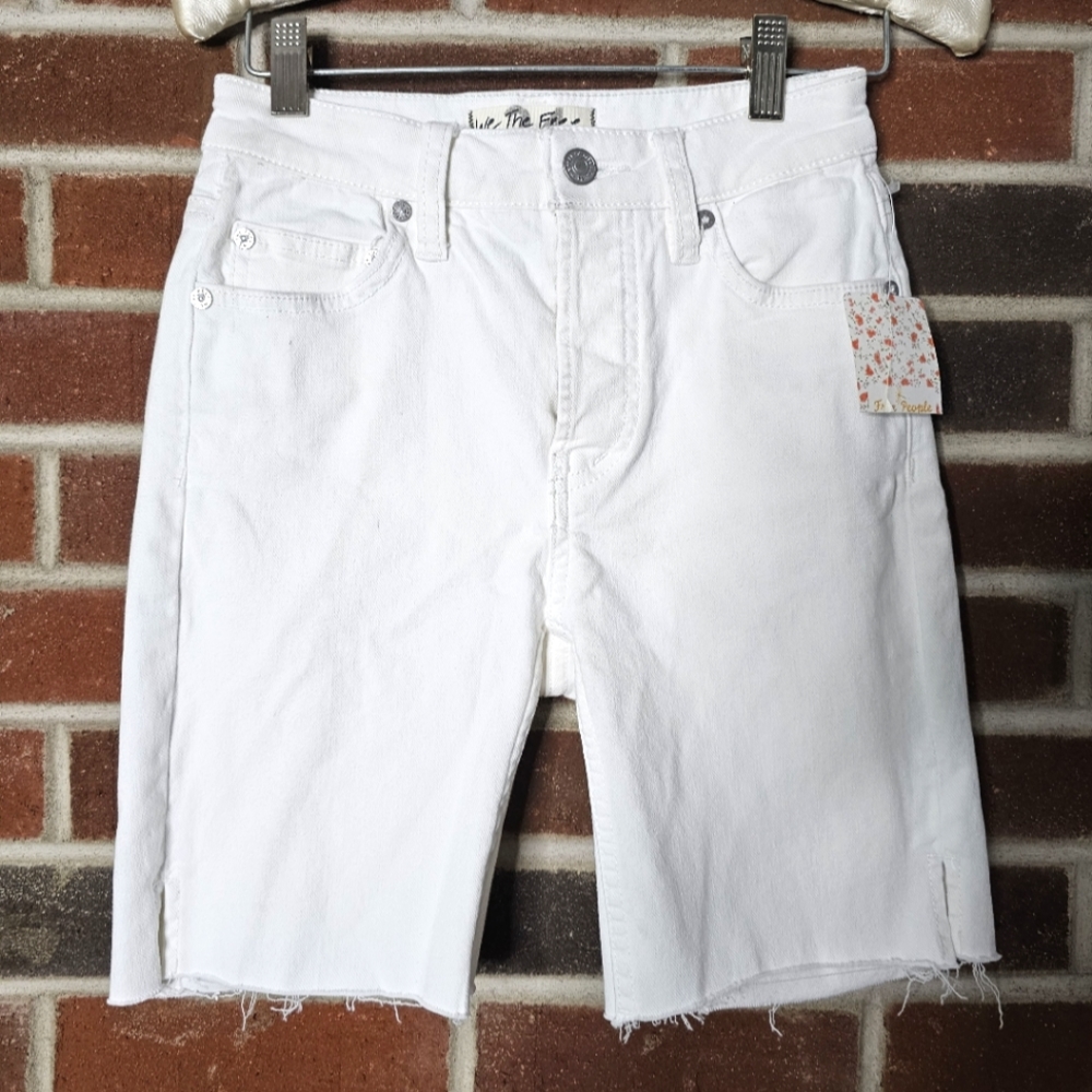 We The Free: Free People: White Bermuda Jean Shorts NWT!!